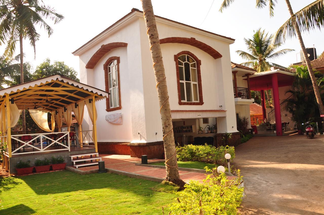 Antara Goa Hotel Marmagao Exterior photo